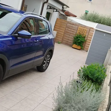 Casa Al Mare 3* مارانو لاجوناري