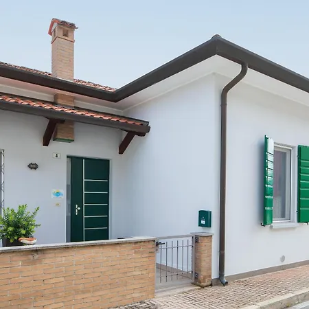 Casa Al Mare 3* マラーノ・ラグナーレ